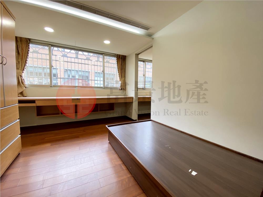 *仁愛圓環*精華地段*懷生學區*