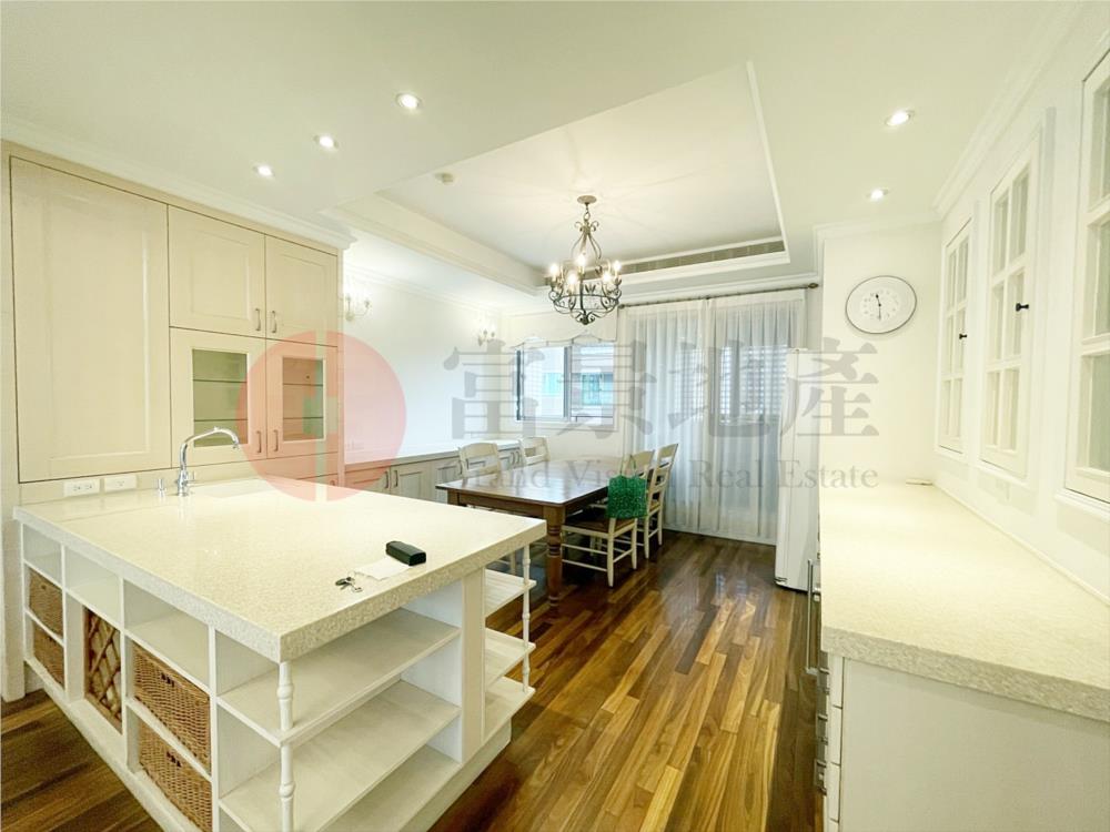 HOT*雅典裝潢*極致享受*低調奢華