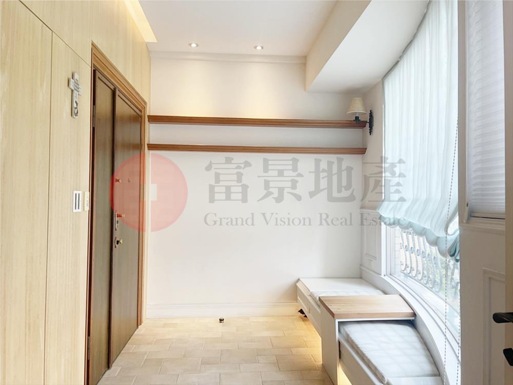 *近101溫馨裝潢*屋況極佳*