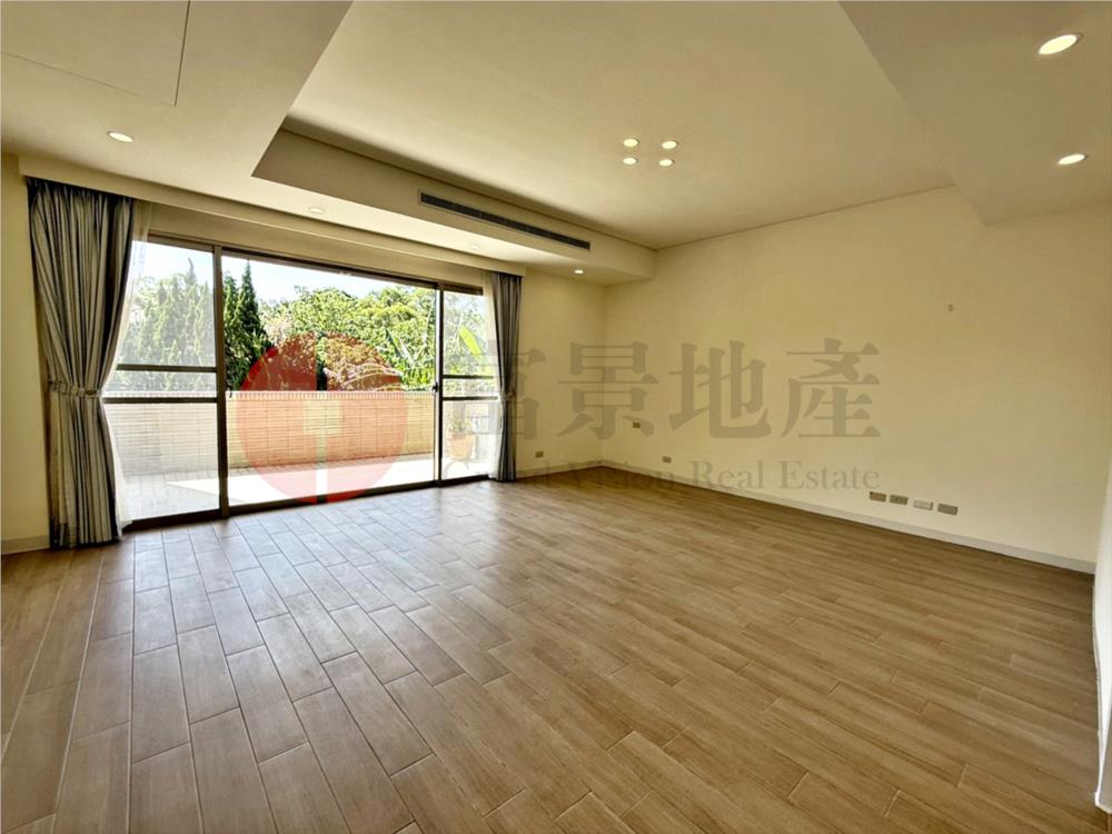 近TES*文化大學*前庭後院*享受清幽